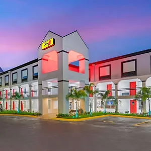 Hotel Super 8 By Wyndham Orlando Near Florida Mall, Williamsburg